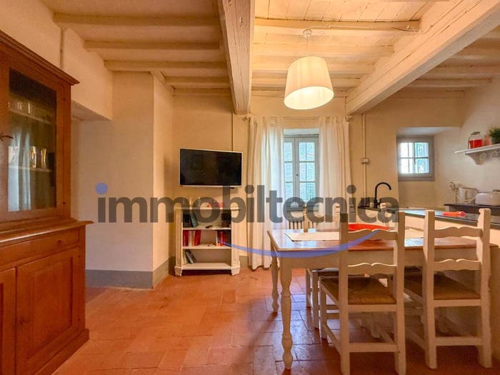 Appartamento trilocale in vendita in La Scheggia, Scheggia, Anghiari