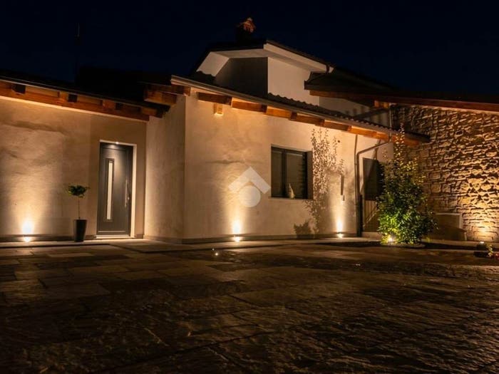 Casa trilocale in vendita in Via Borgna, CampiglioneFenile