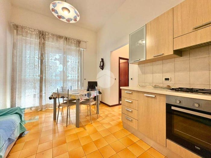 Appartamento trilocale in vendita in Viale Antonio Canova, Valverde, Cesenatico