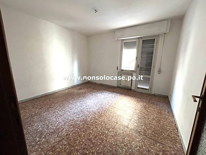 Appartamento trilocale in vendita in Via Caserta, Soccorso, Prato