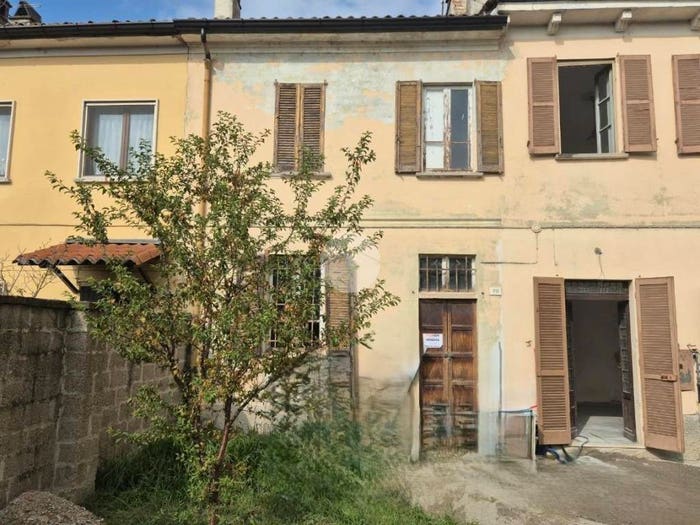 Casa trilocale in vendita in Via Roma, Centro, San Zenone al Po
