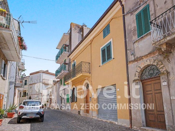 Casa trilocale in vendita in Via Roma, Centro, Castilenti