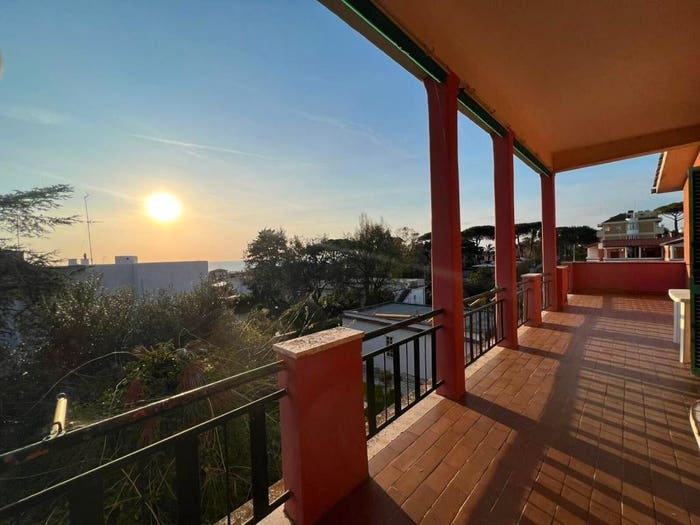 Appartamento quadrilocale in vendita in Via Del Tritone, Villa Claudia, Anzio