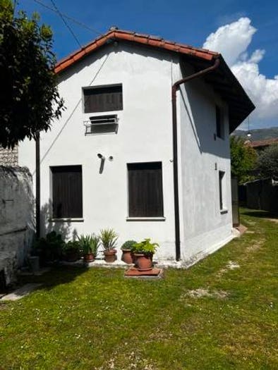 Casa con 6 locali in vendita in Via Roma, Centro, Budoia