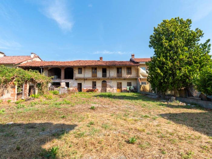 Casa in vendita in Via Martini, Piscina