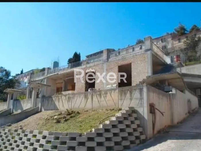 Casa con 6 locali in vendita in Via Umberto Tomei, Centro, Montefiore dell'Aso