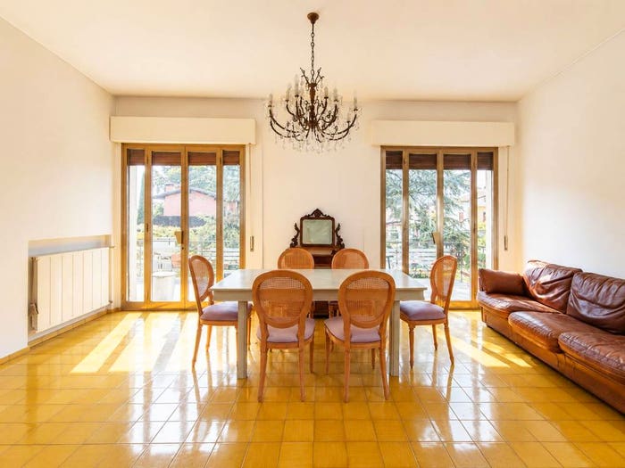 Casa con 6 locali in vendita in Via Siena, Altopascio Centro, Altopascio