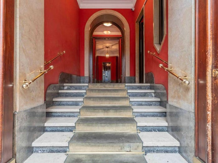 Appartamento trilocale in vendita in Piazzale di Porta Lodovica, Ticinese, Milano