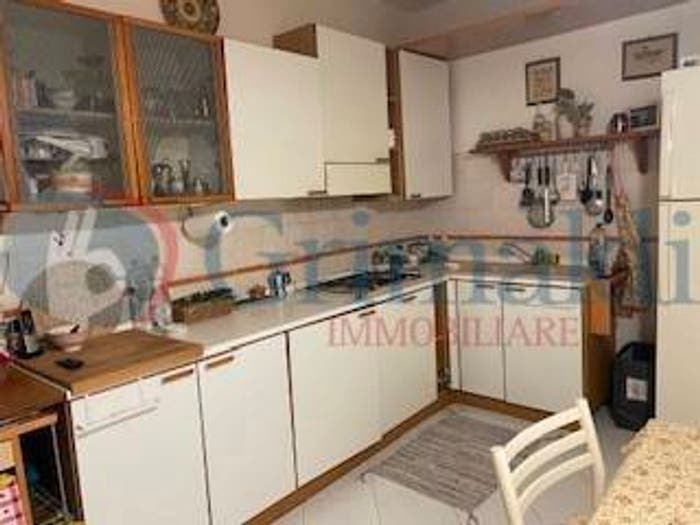 Appartamento con 6 locali in vendita in Via Provinciale Pisana, Corea, Livorno