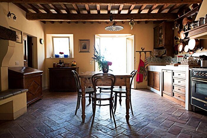 Casa con 6 locali in vendita in Villa Ceccolini, Pesaro