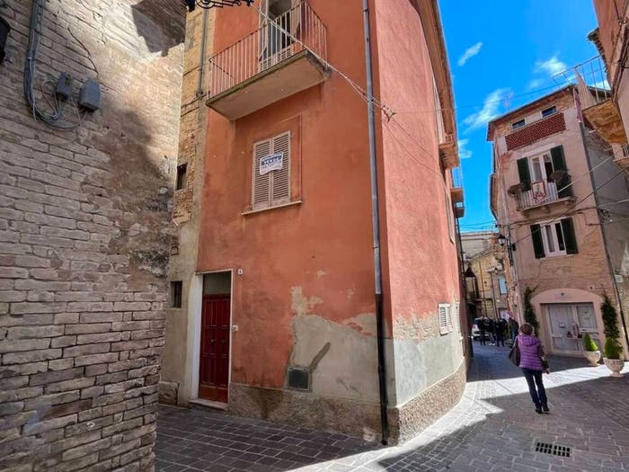 Casa con 6 locali in vendita in Via Della Chiesa, Centro, Pollutri