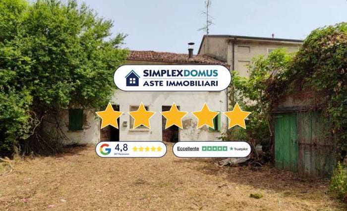 Appartamento con 6 locali in vendita in Via Stoppiaro, Dragoncello, Poggio Rusco