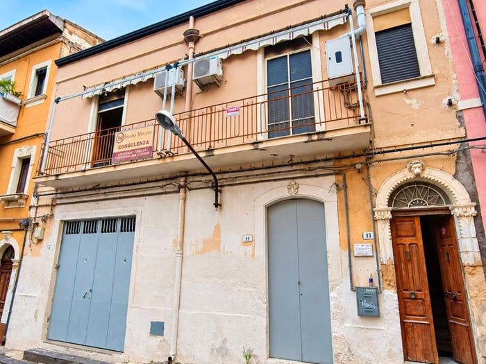 Casa con 6 locali in vendita in Centro, Ramacca