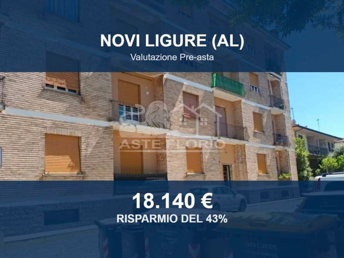 Appartamento quadrilocale in vendita in Via Ugo Foscolo, Novi Ligure