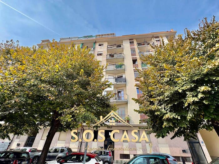 Appartamento bilocale in vendita in Viale Martiri della Libertà, Centro, La Loggia