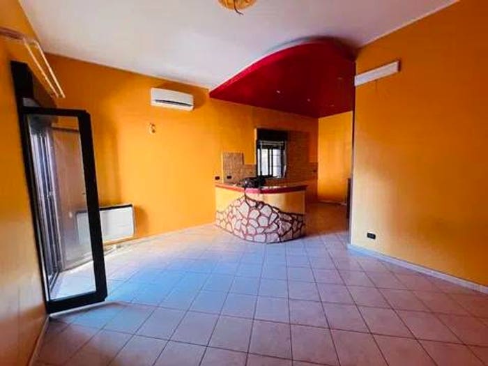 Appartamento quadrilocale in vendita in Via Parlati No Number, Adrano