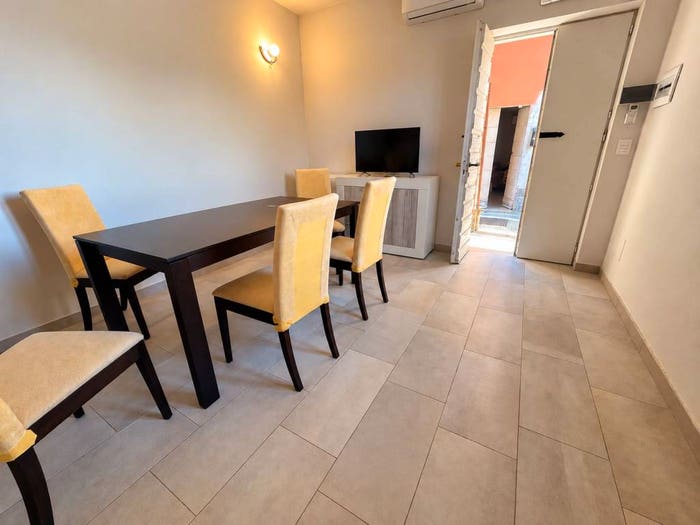 Casa bilocale in vendita in Strada alla Chiesa di Roncaglia, Roncaglia Borghetto, Piacenza