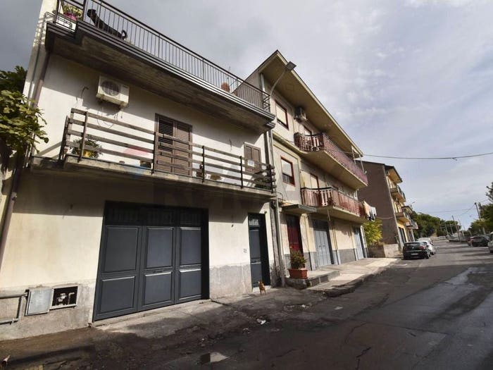 Casa quadrilocale in vendita in Via Monfalcone, Centro, Belpasso