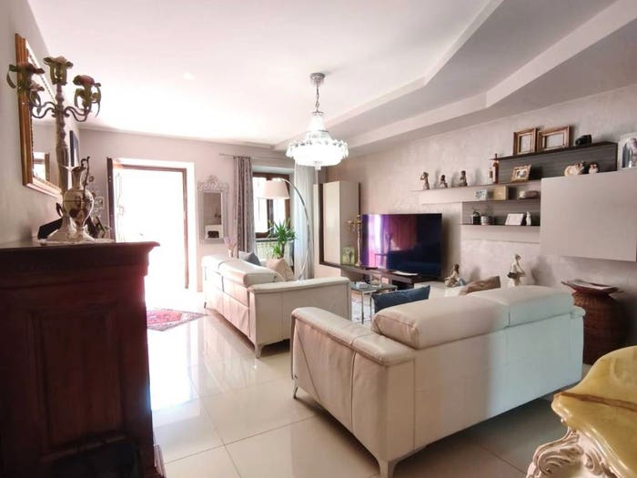 Casa trilocale in vendita in Via Bernardino Palestro, Stroppiana