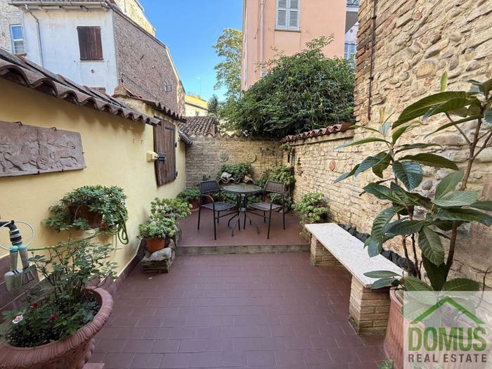 Appartamento bilocale in vendita in Via Corso Corsi, Centro Storico, Parma
