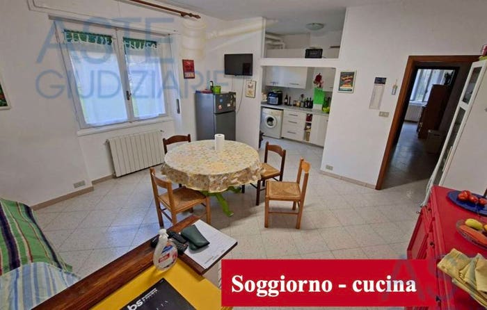 Appartamento trilocale in vendita in Via Luigi Gemignani, Sorgenti, Livorno
