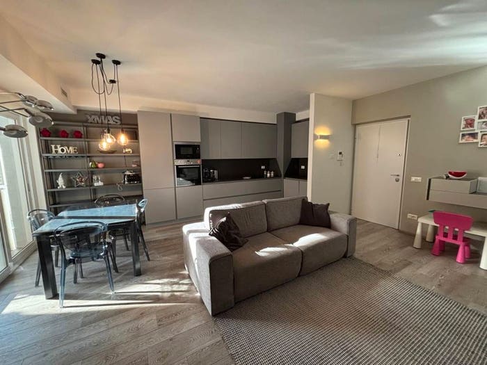 Appartamento trilocale in vendita in Via Benedetto Croce, Centro, Massa