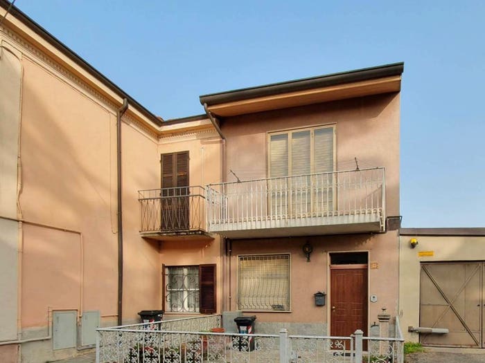 Casa quadrilocale in vendita in Via Fratelli Bandiera, Coniolo Bricco, Coniolo