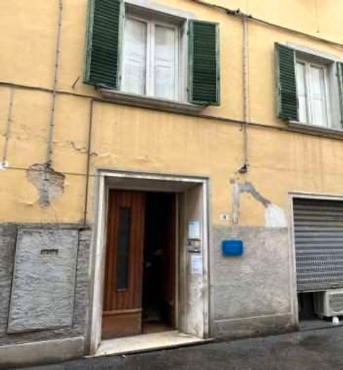 Appartamento trilocale in vendita in Centro, Pontedera