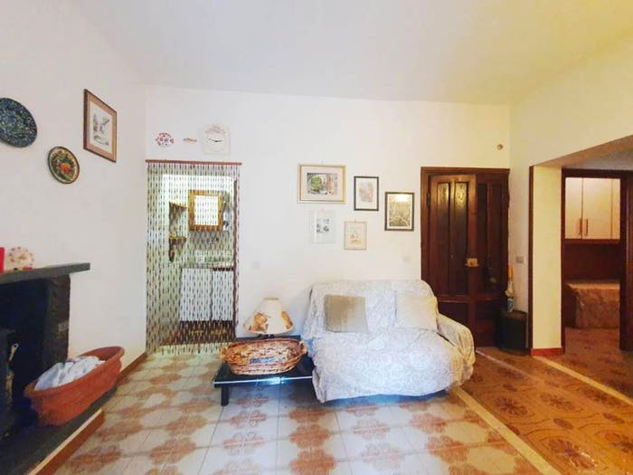 Appartamento quadrilocale in vendita in Centro Casa Arredata SNC, Centro, Acquapendente
