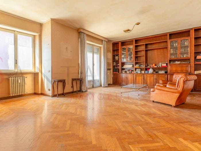 Appartamento con 5 locali in vendita in Viale Andrea Doria, Centrale, Milano