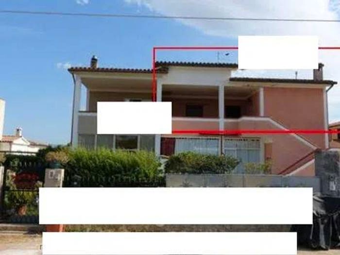 Appartamento trilocale in vendita in Via Bouganville, Via Nervi, Olbia