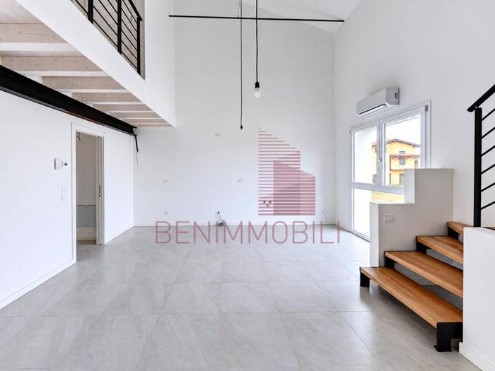 Casa quadrilocale in vendita in Via Brescia, Centro, Travagliato