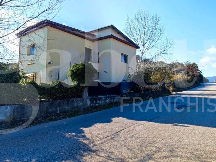 Casa quadrilocale in vendita in LOCALITA' MORTILLA SNC, Centro, Magisano