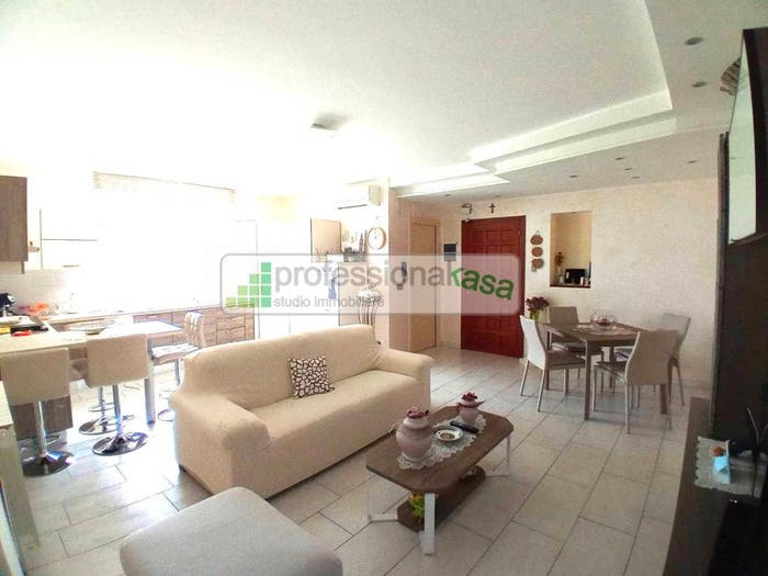 Appartamento con 5 locali in vendita in VIA MADONNA DI BISACCIA, Montenero di Bisaccia