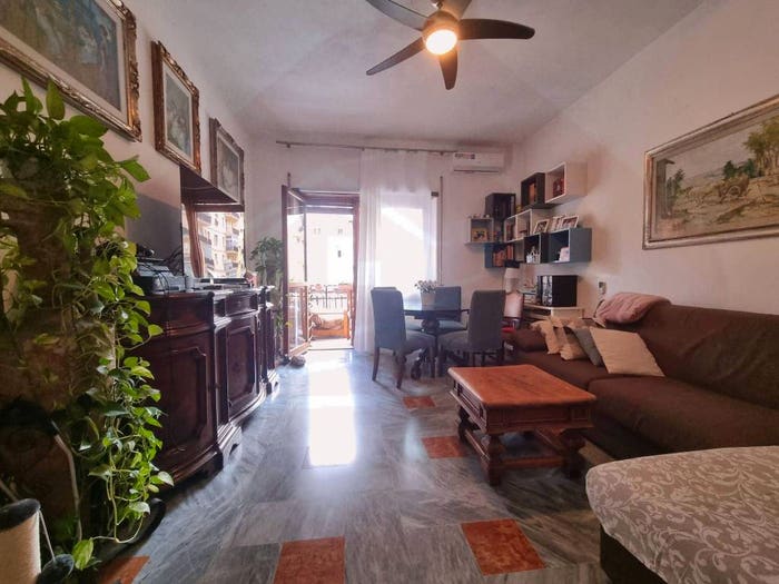 Appartamento quadrilocale in vendita in Via Valdinievole, Novoli, Firenze