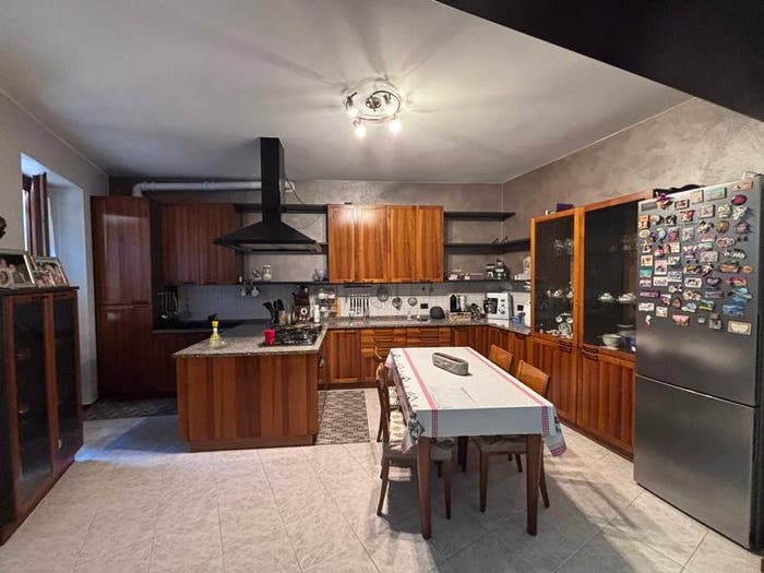 Casa trilocale in vendita in Centro, Gandino