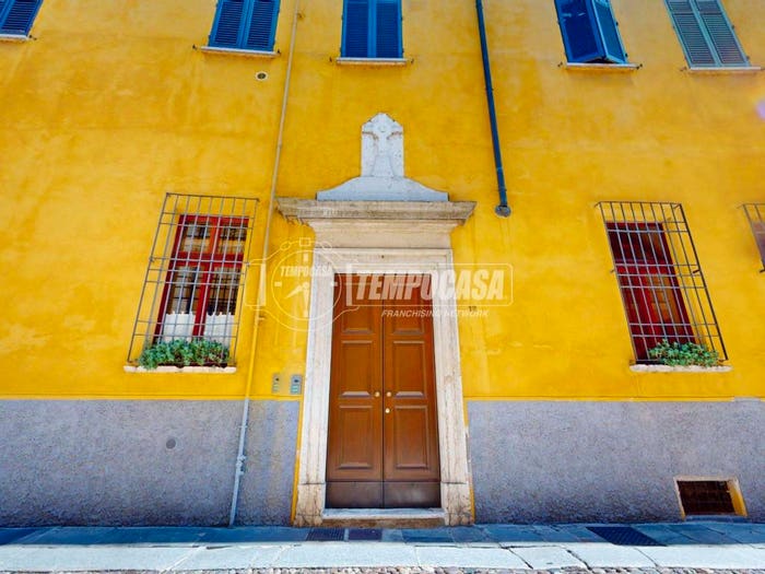 Appartamento trilocale in vendita in Via Massari, Centro, Mantova