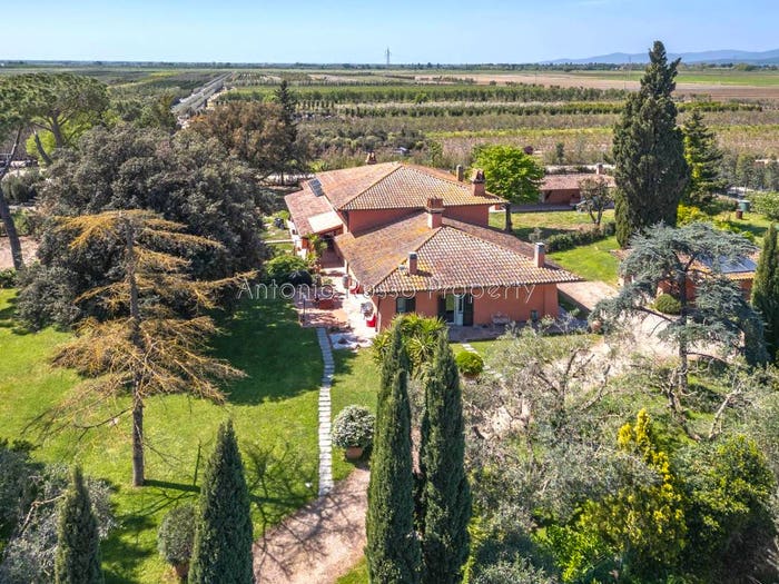 Casa con 5 locali in vendita in Strada Rugginosa Vecchia, Braccagni, Grosseto