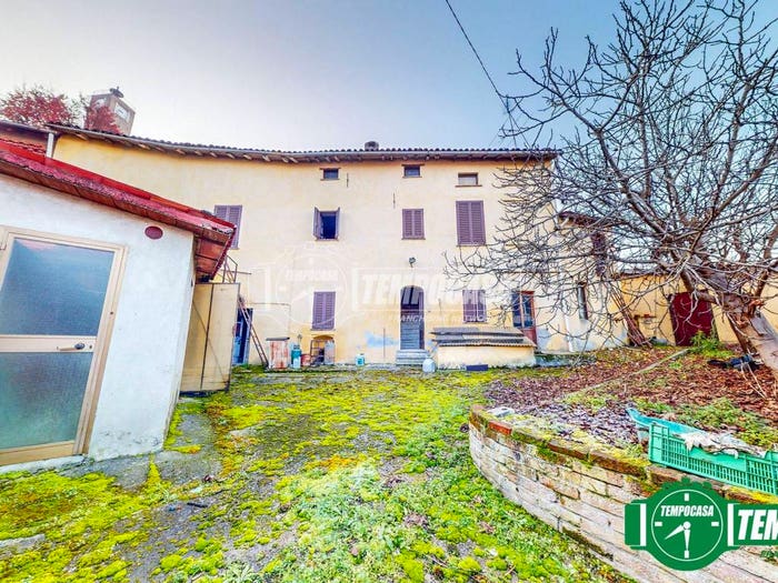 Casa quadrilocale in vendita in Lu, Lu e Cuccaro Monferrato