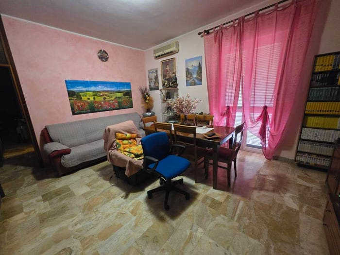 Appartamento trilocale in vendita in Via Fratelli di Dio, Centro, Robecco sul Naviglio