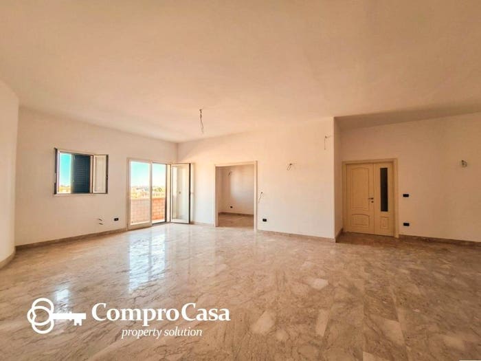Appartamento quadrilocale in vendita in Via Raffaele degli Atti, Salice Salentino