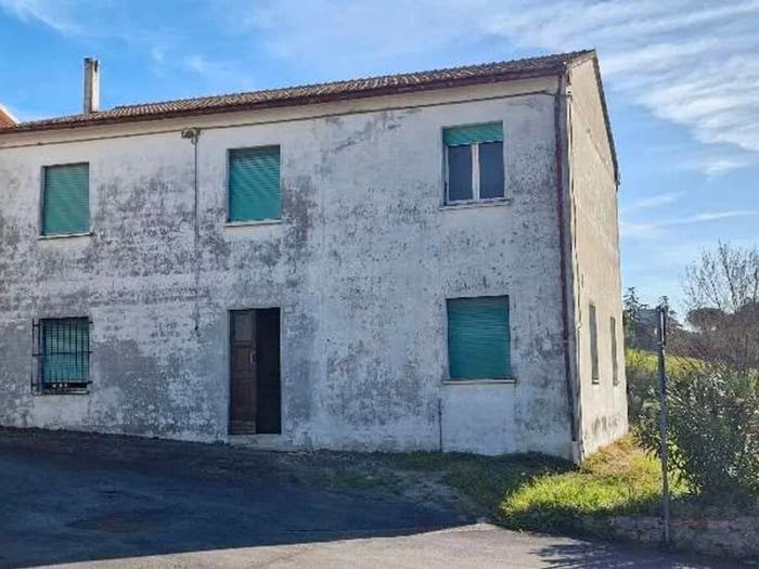 Casa con 5 locali in vendita in Centro, Mondavio