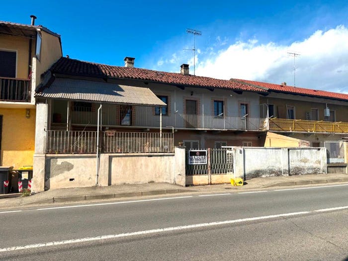 Casa con 6 locali in vendita in Via Casale, Castelrosso Torassi, Chivasso