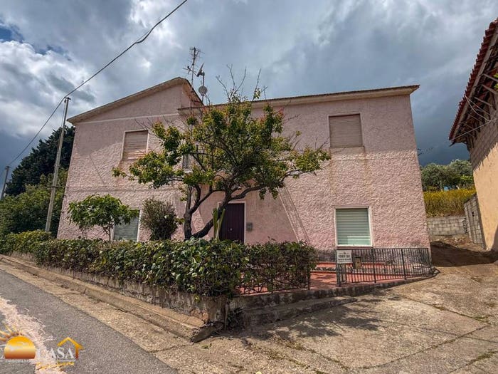 Casa con 5 locali in vendita in Via Alessandro Manzoni, San Lorenzo, Budoni