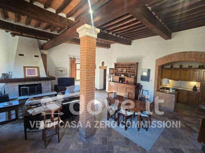 Casa con 5 locali in vendita in Via del Teatro, Centro, Montepulciano