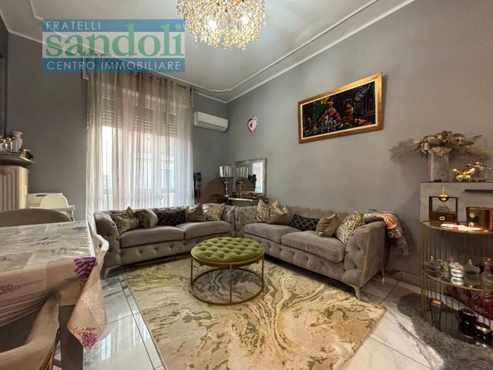 Appartamento trilocale in vendita in Via Benadir, Semicentro, Vercelli