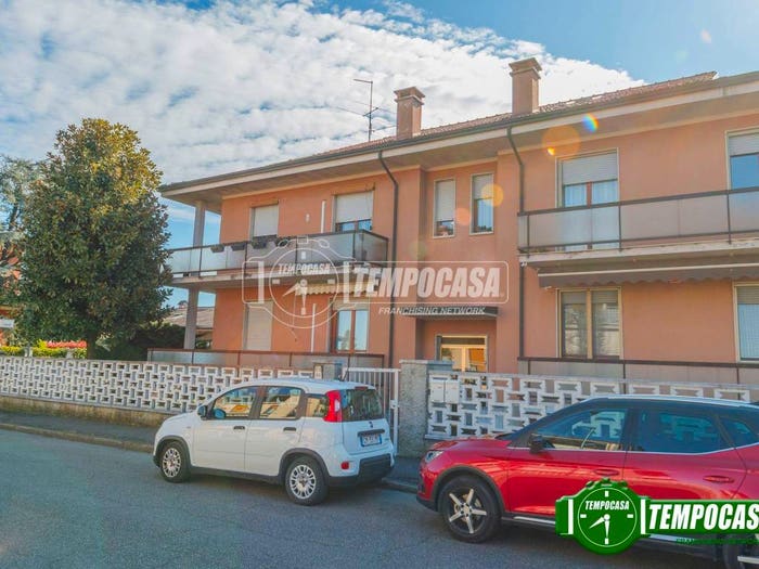 Appartamento trilocale in vendita in Via Ernesto Giacobbi Pittolo, Pittolo, Piacenza