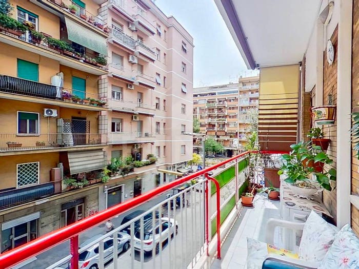 Appartamento trilocale in vendita in Via Giorgio Pitacco, Villa Gordiani, Roma