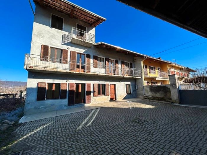Casa con 6 locali in vendita in Via Boscarina, Centro, Azeglio