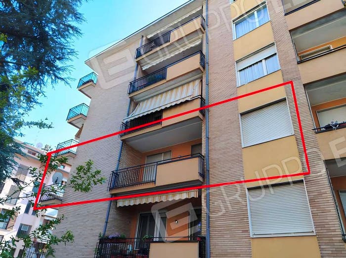 Appartamento trilocale in vendita in Viale pasubio, San Martino, Legnano